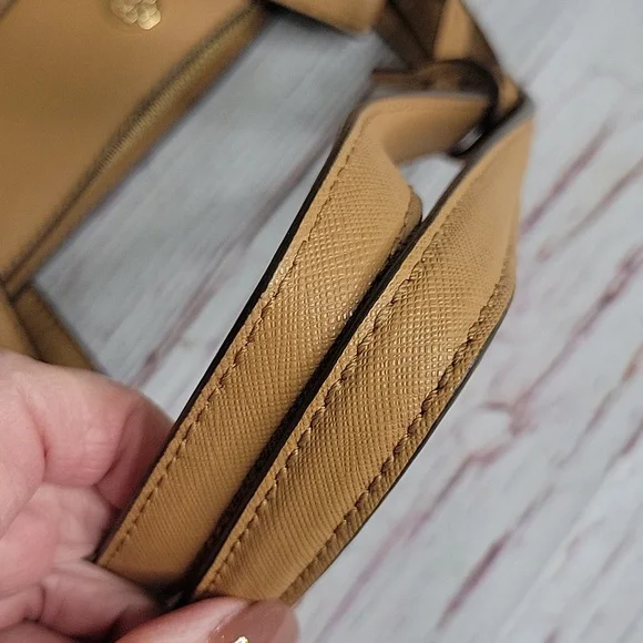 Tory Burch Tan Tote Bag - Picture 9 of 12